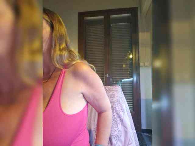 JennaDeluxe webcam