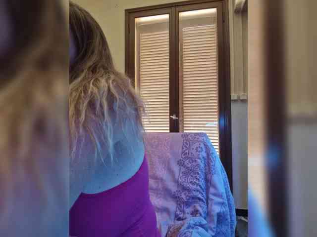 JennaDeluxe webcam
