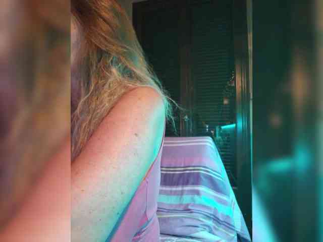 JennaDeluxe webcam