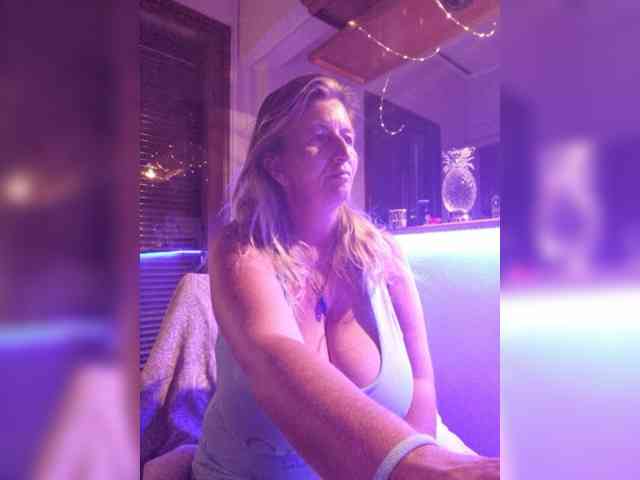 JennaDeluxe webcam