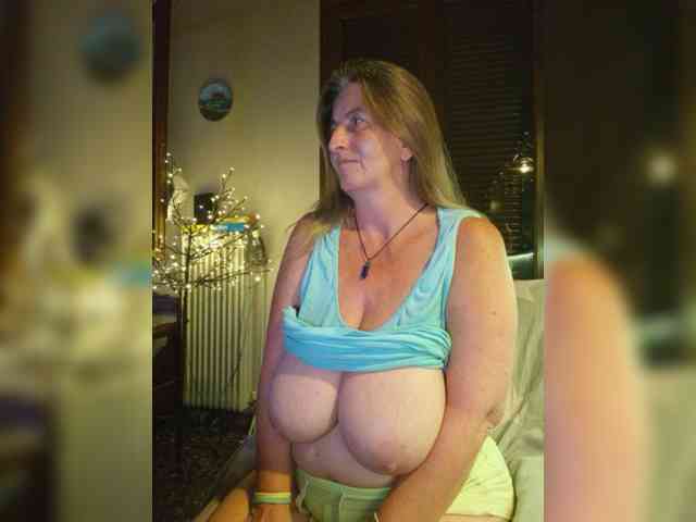 JennaDeluxe webcam