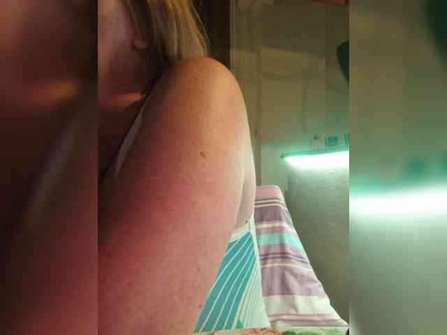 JennaDeluxe webcam