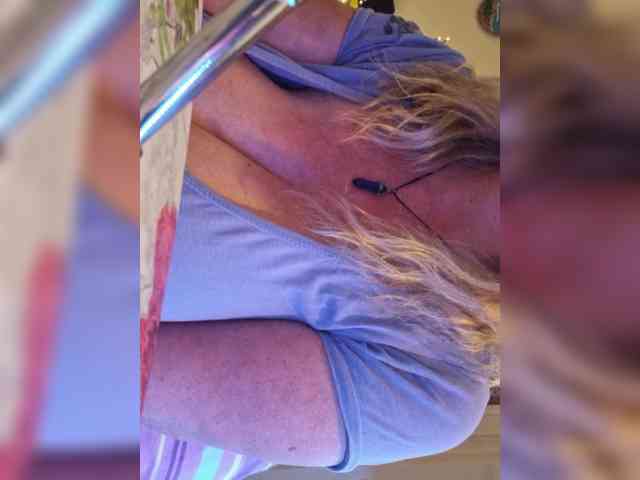 JennaDeluxe webcam
