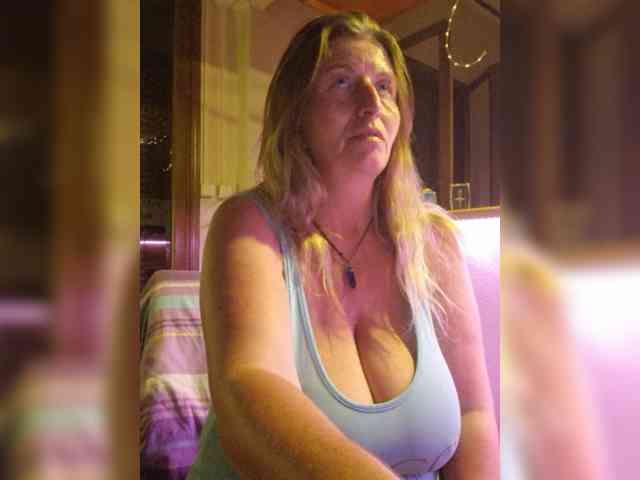 JennaDeluxe webcam