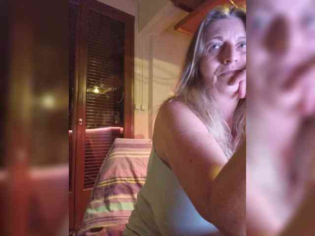 JennaDeluxe webcam