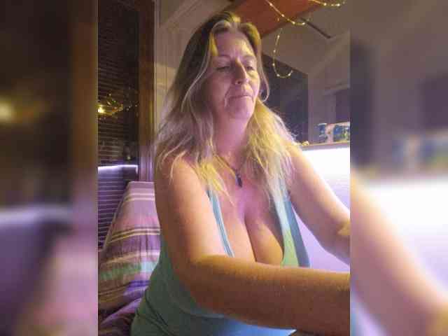 JennaDeluxe webcam