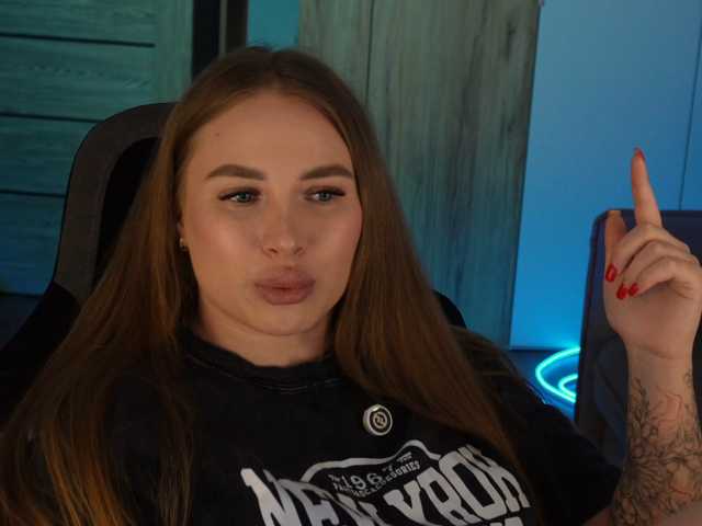 HAVYER live cam on BongaCams