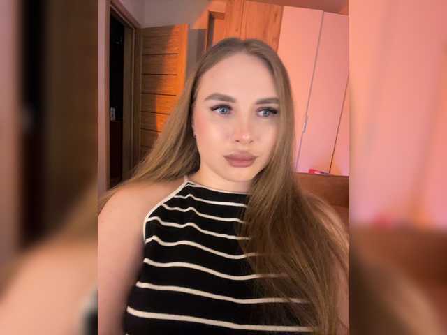 MilashkaSA live cam on BongaCams