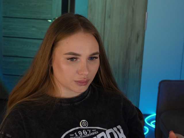 HAVYER live cam on BongaCams