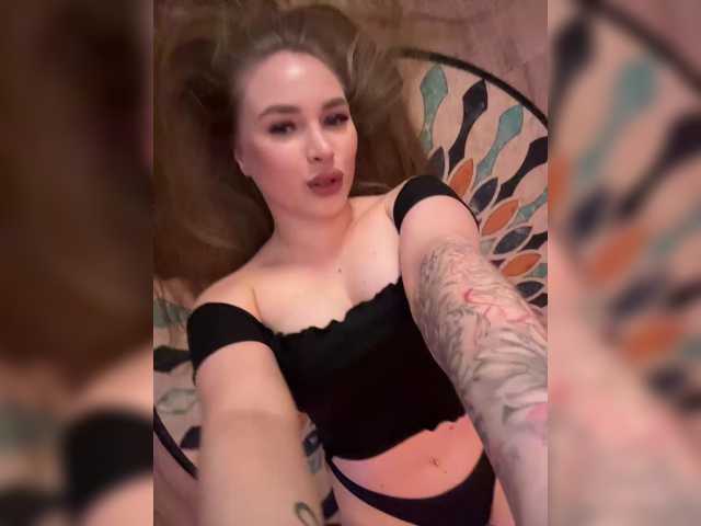 MilashkaSA live cam on BongaCams