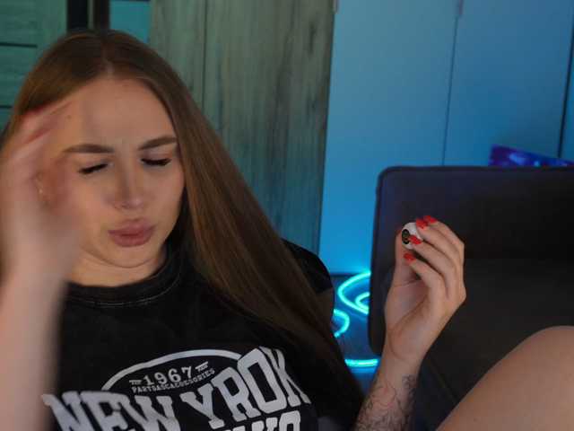 HAVYER live cam on BongaCams