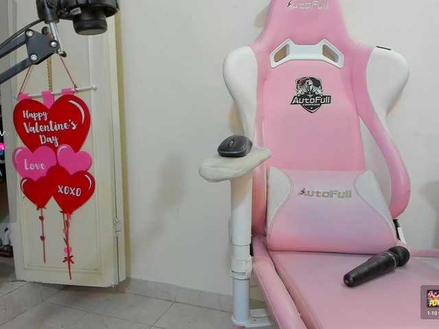 dannascott26 live cam on BongaCams