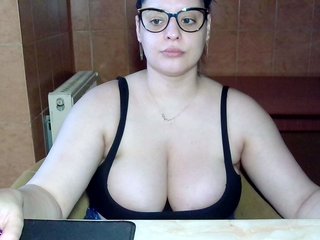 MoniqQuuen Porn Show