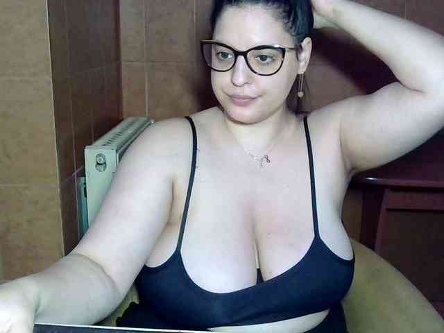 MoniqQuuen webcam