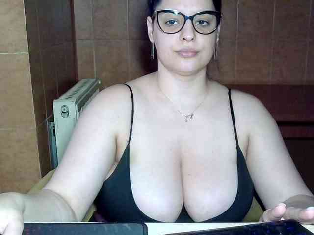 MoniqQuuen webcam
