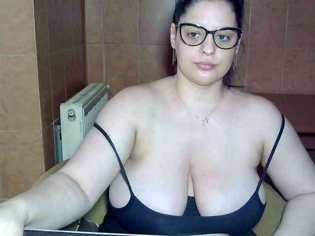 MoniqQuuen webcam