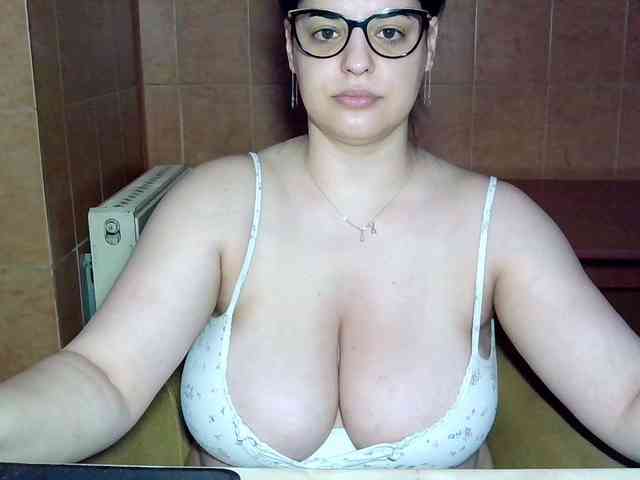 MoniqQuuen webcam