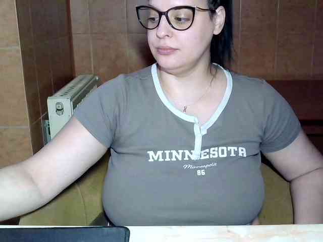 MoniqQuuen MoniqQuuen