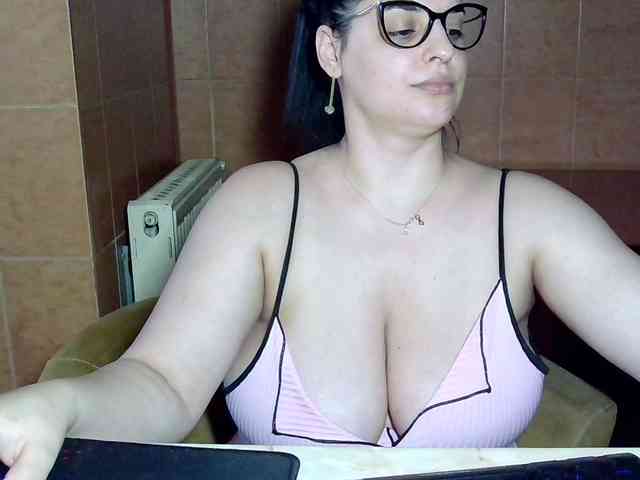 MoniqQuuen webcam