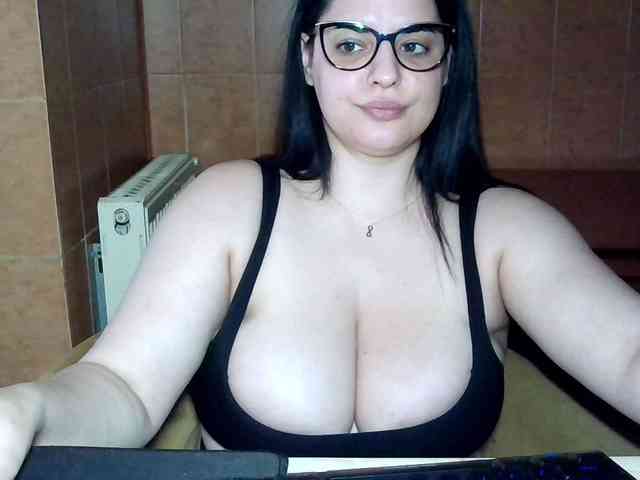 MoniqQuuen webcam