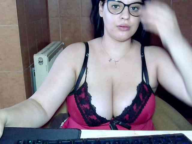 MoniqQuuen webcam