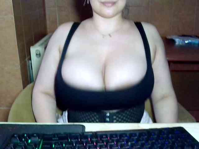 MoniqQuuen webcam