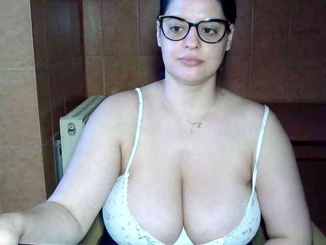 MoniqQuuen webcam
