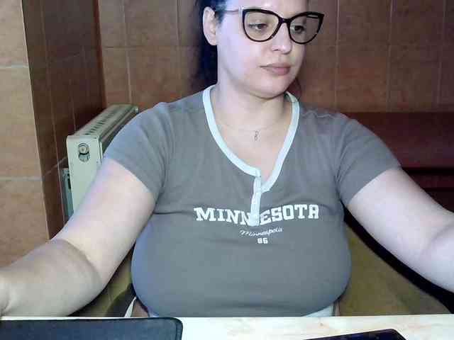 MoniqQuuen MoniqQuuen
