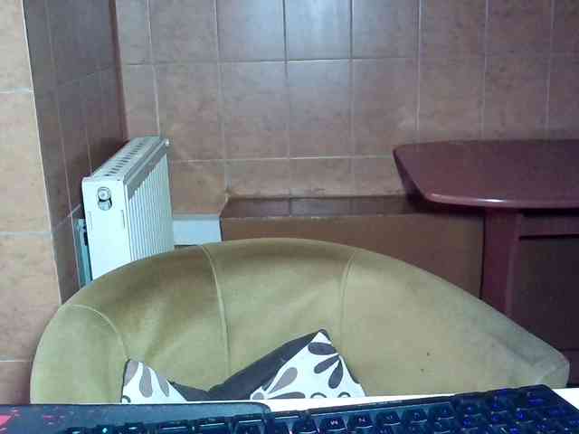 MoniqQuuen webcam