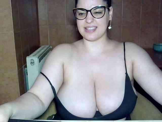 MoniqQuuen webcam