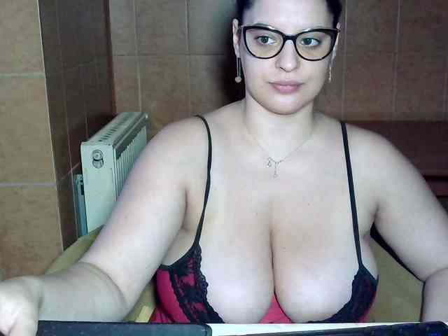 MoniqQuuen webcam