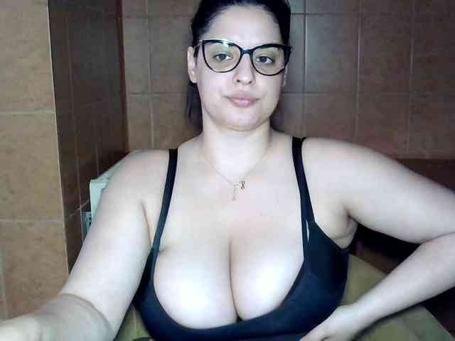 MoniqQuuen MoniqQuuen