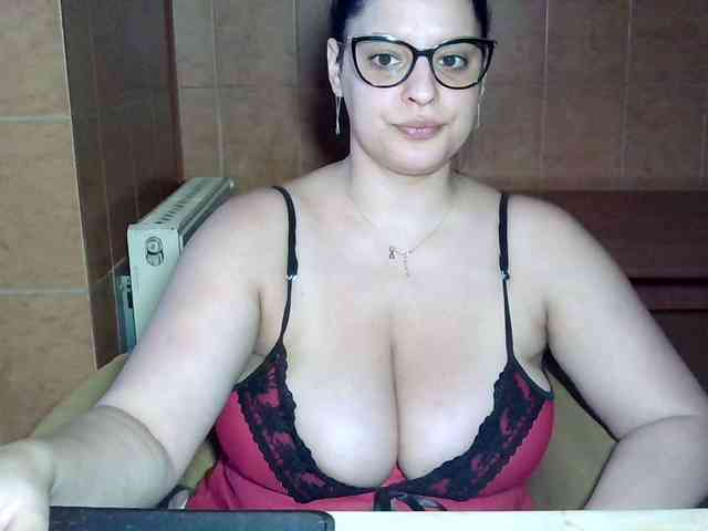 MoniqQuuen webcam