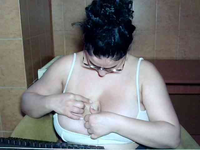 MoniqQuuen webcam