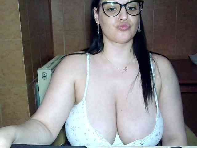 MoniqQuuen webcam