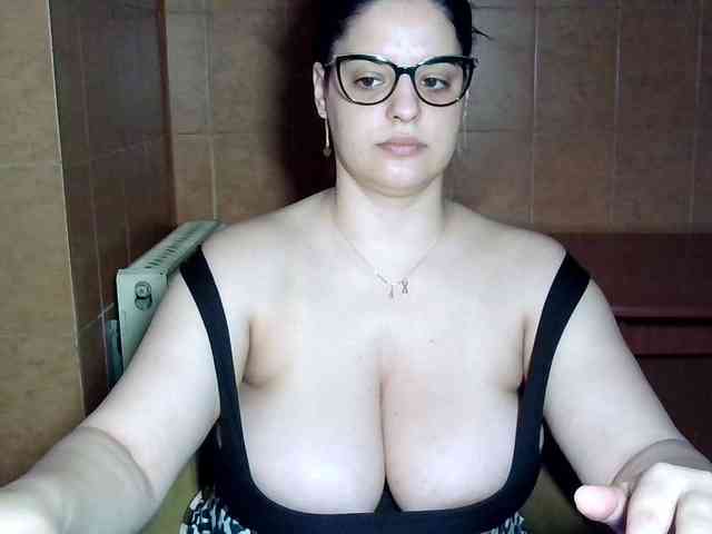MoniqQuuen webcam