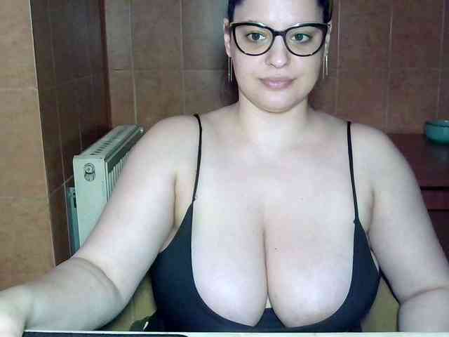 Modelo: MoniqQuuen