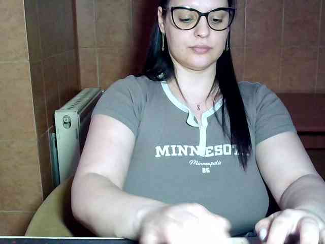 MoniqQuuen webcam