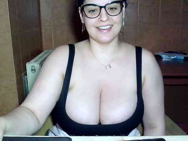 MoniqQuuen webcam