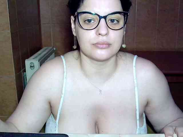 MoniqQuuen webcam