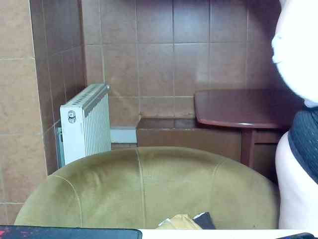 MoniqQuuen webcam