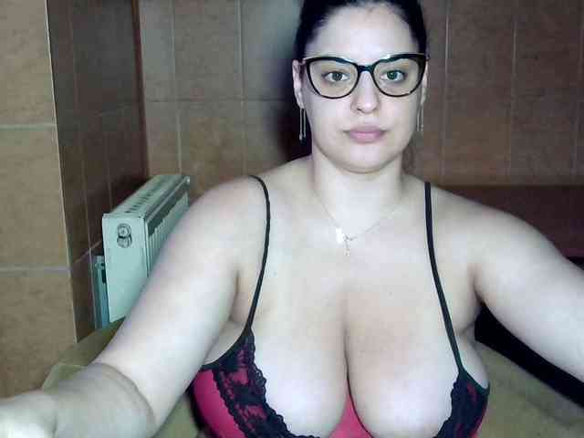 MoniqQuuen MoniqQuuen