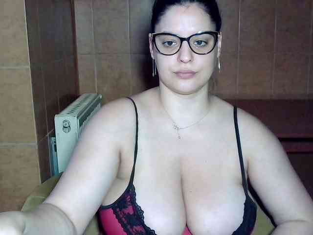 MoniqQuuen webcam
