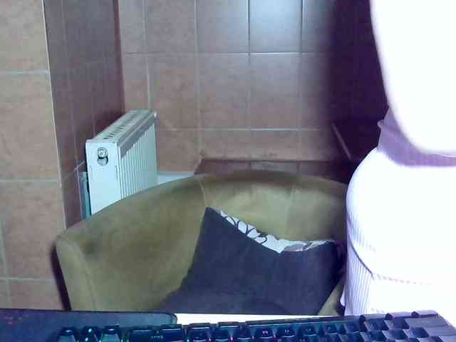 MoniqQuuen webcam