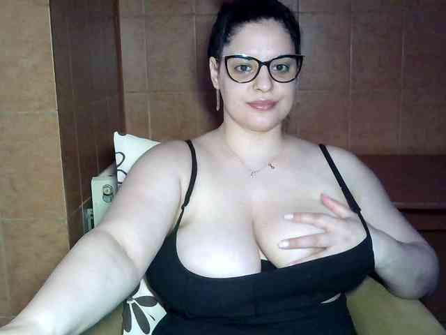 MoniqQuuen webcam