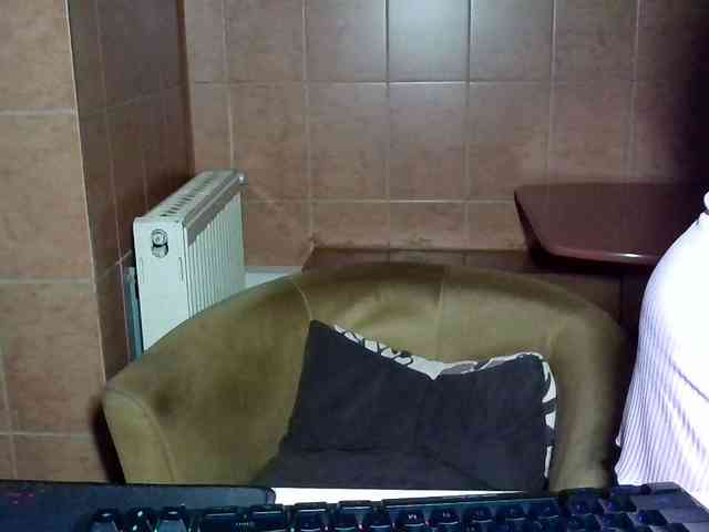 MoniqQuuen webcam