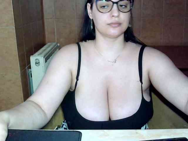 MoniqQuuen MoniqQuuen