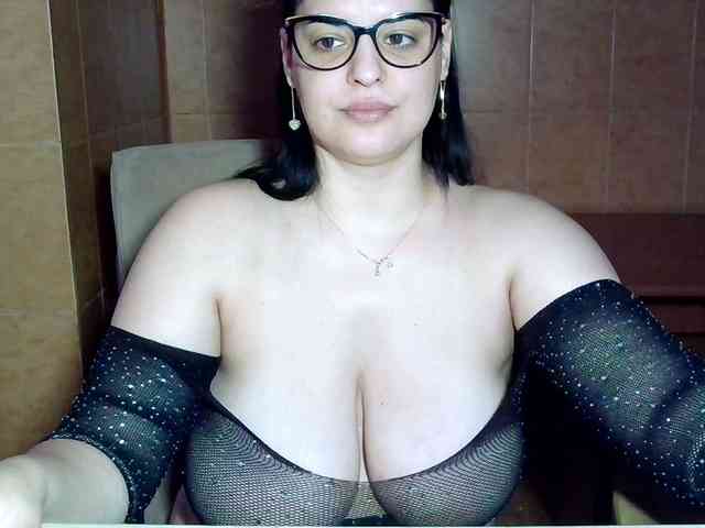 MoniqQuuen webcam
