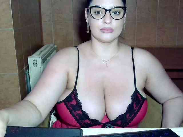 MoniqQuuen webcam