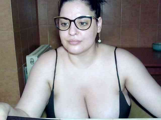 MoniqQuuen webcam
